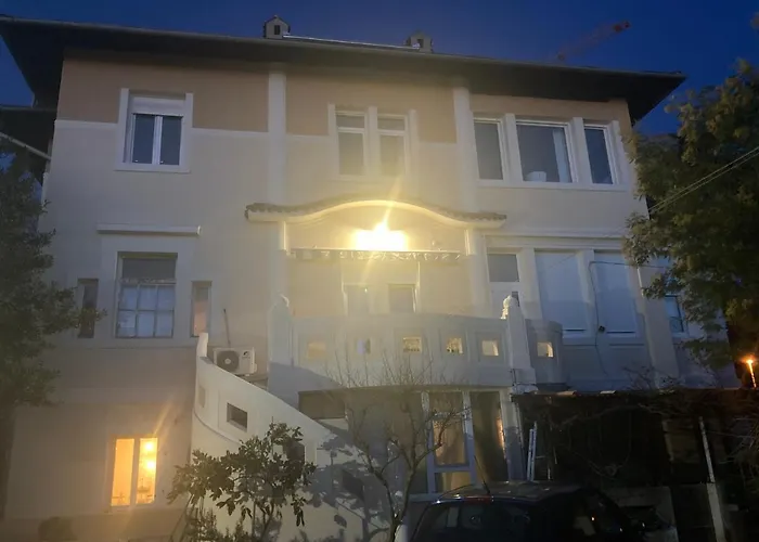 La Mar *